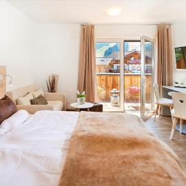 Pure Mountain Alpin Lodge Flachau, hotel din Flachau