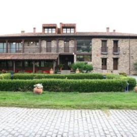 Hotel Ruralis Peña Del Alba, hotel v destinácii Arroyomolinos de la Vera