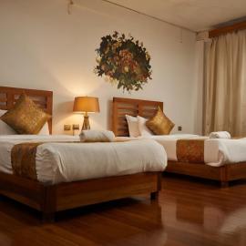 Kingaling Hotel、プナカのホテル