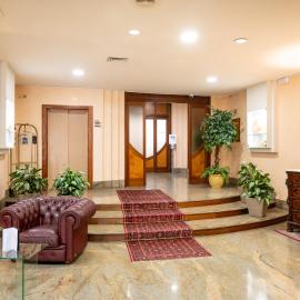 Hotiday Brindisi Garibaldi، فندق في برينديسي
