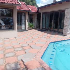 Limelight luxury Home, hotel in Brakpan
