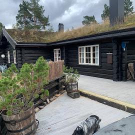 Familiehytte I Telemark med 4 soverom, hotel en Felle