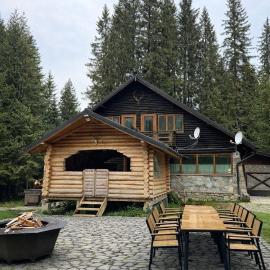 Moroeni में, होटल Cabana Laptici - statiunea Pestera-Padina, Bucegi