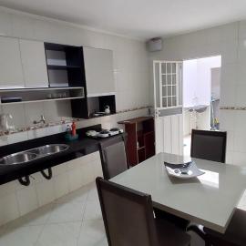 Casa confortável a 3km do centro, hotel in Petrolina
