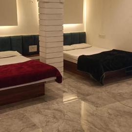 Chavan guest house, hotel in Akalkot