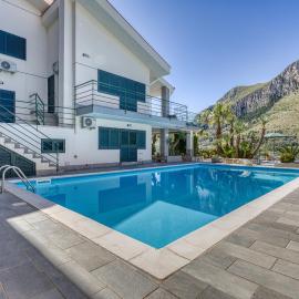 VFH Residence Flavia -Tre Piscine, hotelli kohteessa Santa Flavia