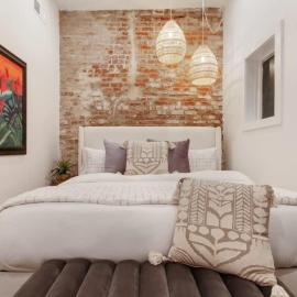 Stylish CBD Hotel Suite Near French Quarter
