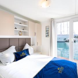 Floating House Royal Blue Portorož