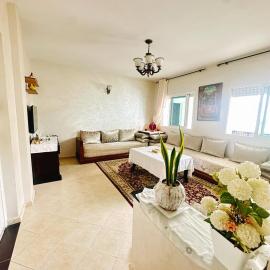luxurious and quiet apartment