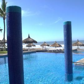 Casa a 100 m de playa y alberca Cerritos Resort, Mazatlan