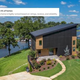 6BR Lakefront Mansion Private Dock, Kayaks, Gym!, hotell i Eatonton 