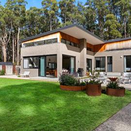 Luxe Retreat 4min to Daylesford - 3BR Sleeps 8, hotel a Eganstown