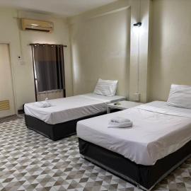 Khamsrithongchai hotel, hotel en Mukdahan