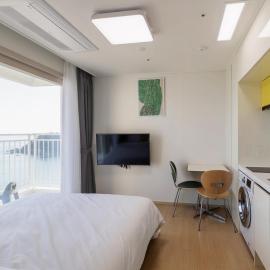 양양 죽도해변호텔 오션뷰스테이 일출뷰 바다뷰 힐링뷰 낭만뷰 넷플릭스완, hotell i Saetchak