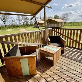 Glamping De Zuidvliet Nr 19, khách sạn ở Wolphaartsdijk