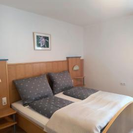 Apartment Alpenblick Lienz, хотел в Лиенц