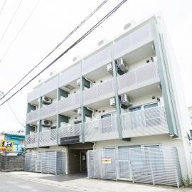 New Normal Condo in KENCHOMINAMIGUCHI ニューノーマルコンドイン県庁南口, Hotel in Naha