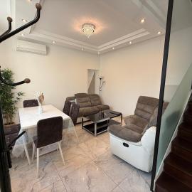 Central Grenoble Lovely House, hotel din Grenoble