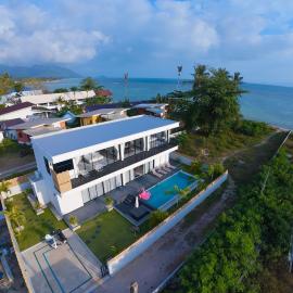 Luxury Beachfront Pool Villa in Koh Phangan 2BR, Direct Beach Access, hotell sihtkohas Thongsala