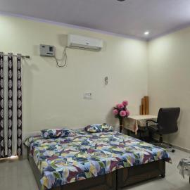 RS Homestay, hotel in Bareilly