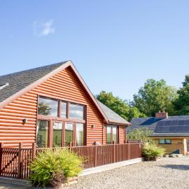 Plum Tree Lodge, hotel di Errol