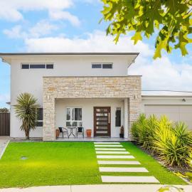 Charming 5-Bedroom House