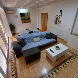 PARRA HOME y Garaje, Algemesi Home, хотел в Algemesí