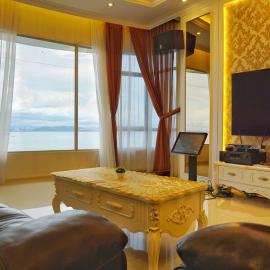 Luxury 180 SeaView 7pax USM & Queensbay, hotel a Gelugor