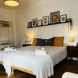 Low Cost Airport Whole Apartment