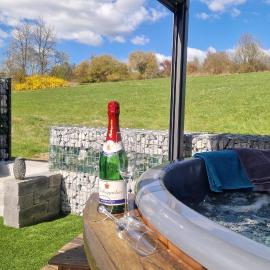 "Fewo am Siegsteig", hotelli kohteessa Dattenfeld