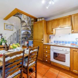 2 Bed in Sedbergh oc-57641, viešbutis mieste Dentas
