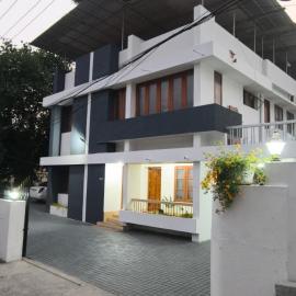 RITU CAPITOL Homestay, отель в городе Тривандрам