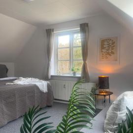 4 værelser nær Hillerød, lige ved skov, hotel v destinácii Hillerød