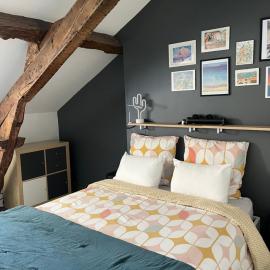 Duplex de charme en centre ville avec terrasse, hotell i Brive-la-Gaillarde