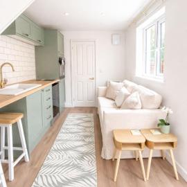 Modern Cotswolds Studio, hotel a Bishops Cleeve