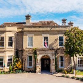 Woodland Manor Hotel, hotelli kohteessa Bedford