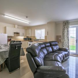 2 Dawson Court - Uk33411