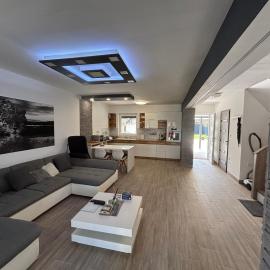 LUX Pool Villa Zamárdi