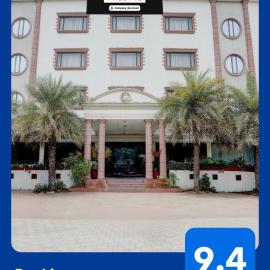 Palette by CheckIn Anand Formerly Hotel La Casa Inn, hotel ad Ānand
