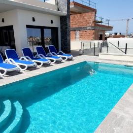 Villa Angela, hotelli kohteessa Benijófar