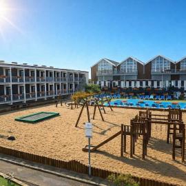 Family friendly apartment in Holiday Center, хотел в Glesborg