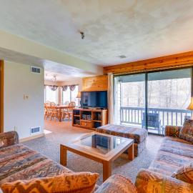 Ski-In/Ski-Out Seven Springs Mtn Condo w/ Shuttle!