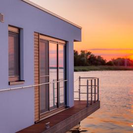 KranichNest Uferhaus - Schwimmhaus am Bodden Ostsee