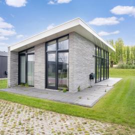 Kaag, hotel a Oud-Ade