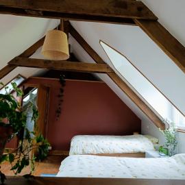 Les champs sauvages, Hotel in Saint-Barnabé