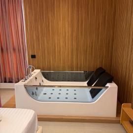 Hotel Kloi - Rooms & Jacuzzi Vlore