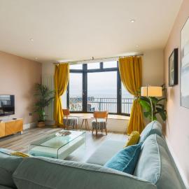 Luxury 1BR Seafront Apartment, hotel a Cardiff