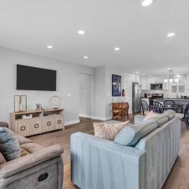 Prof Cleaned | Fast WiFi | BBQ | Linen & Towels, hotel in Seaside Heights