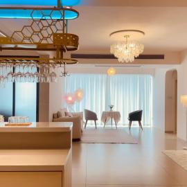 SmileNest Zhangjiajie Downtown Elegant Luxury Suite Private Custom Journeys VIP Ticket Service For 2-6 Guests