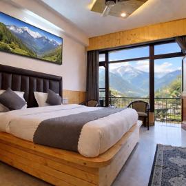Hotel Cloud Hills、ダルムシャーラのホテル